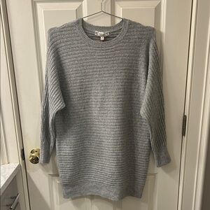 Pink Rose Light Gray V-Neck Ribbed Sweater